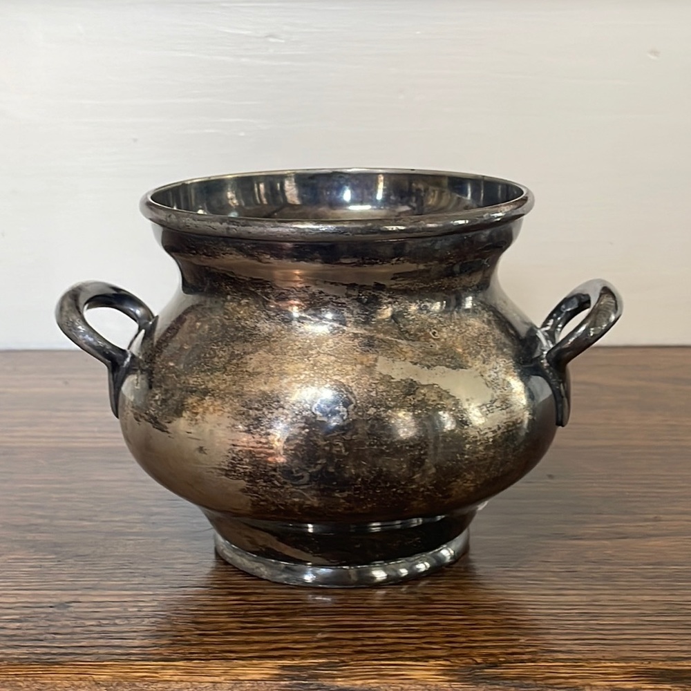 1857 Antique World Brand pint bowl with natural patina